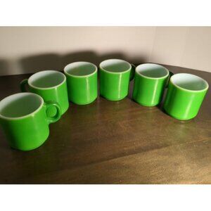 Set Of 6 Vintage MCM Bright Green Milk Glass Mugs   Unmarked Very Good